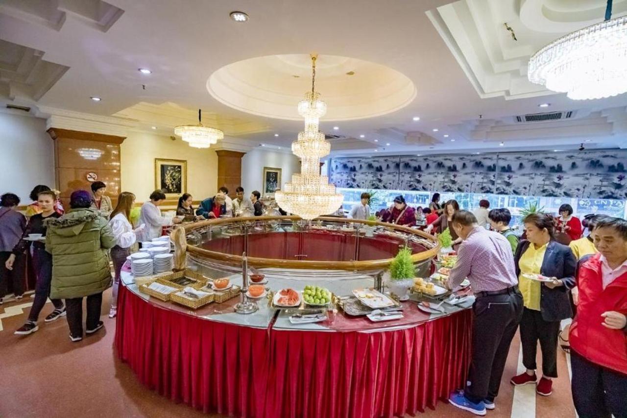 Adina 3 Star Hotel Дананг Екстер'єр фото