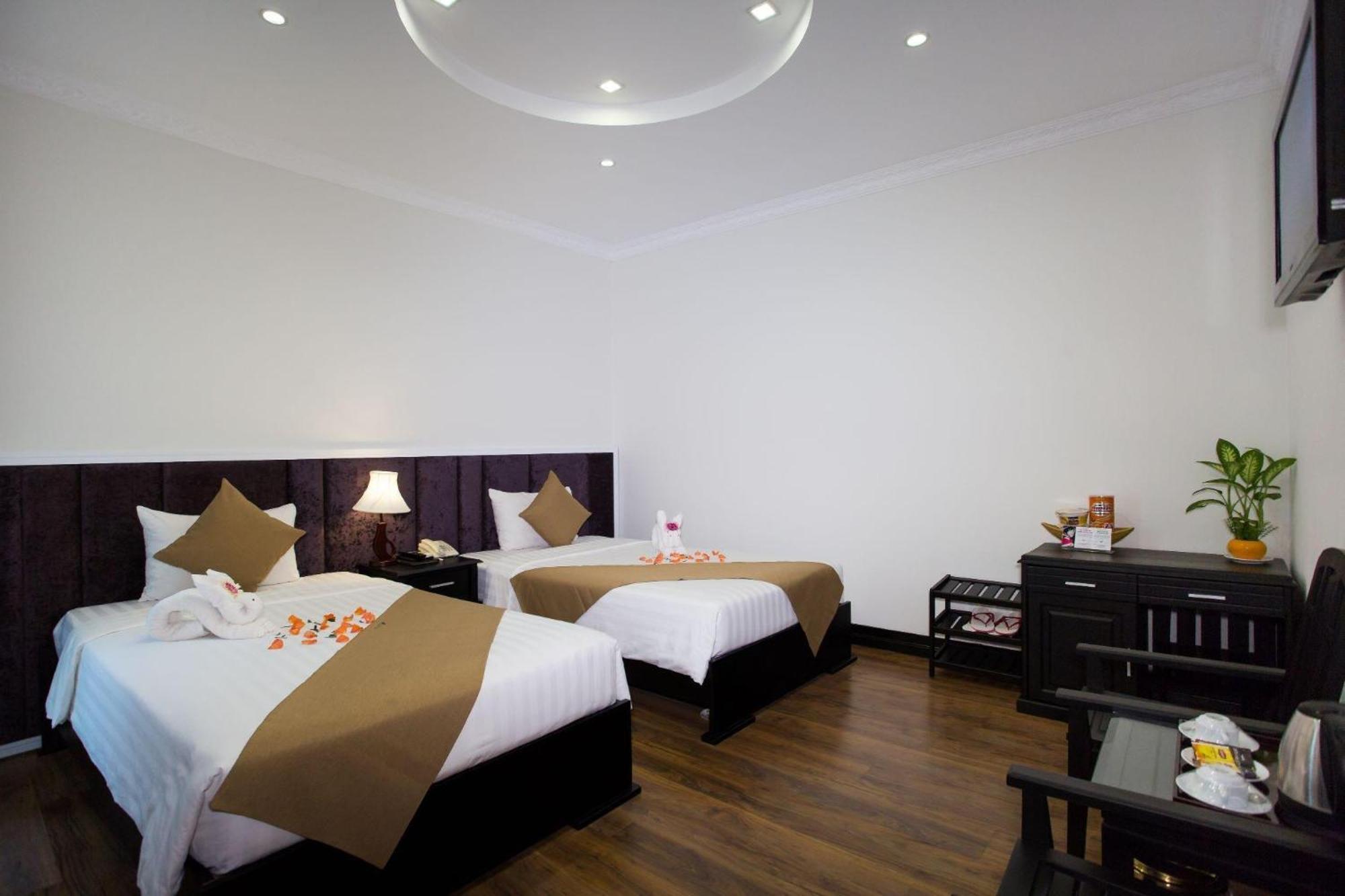 Adina 3 Star Hotel Дананг Екстер'єр фото