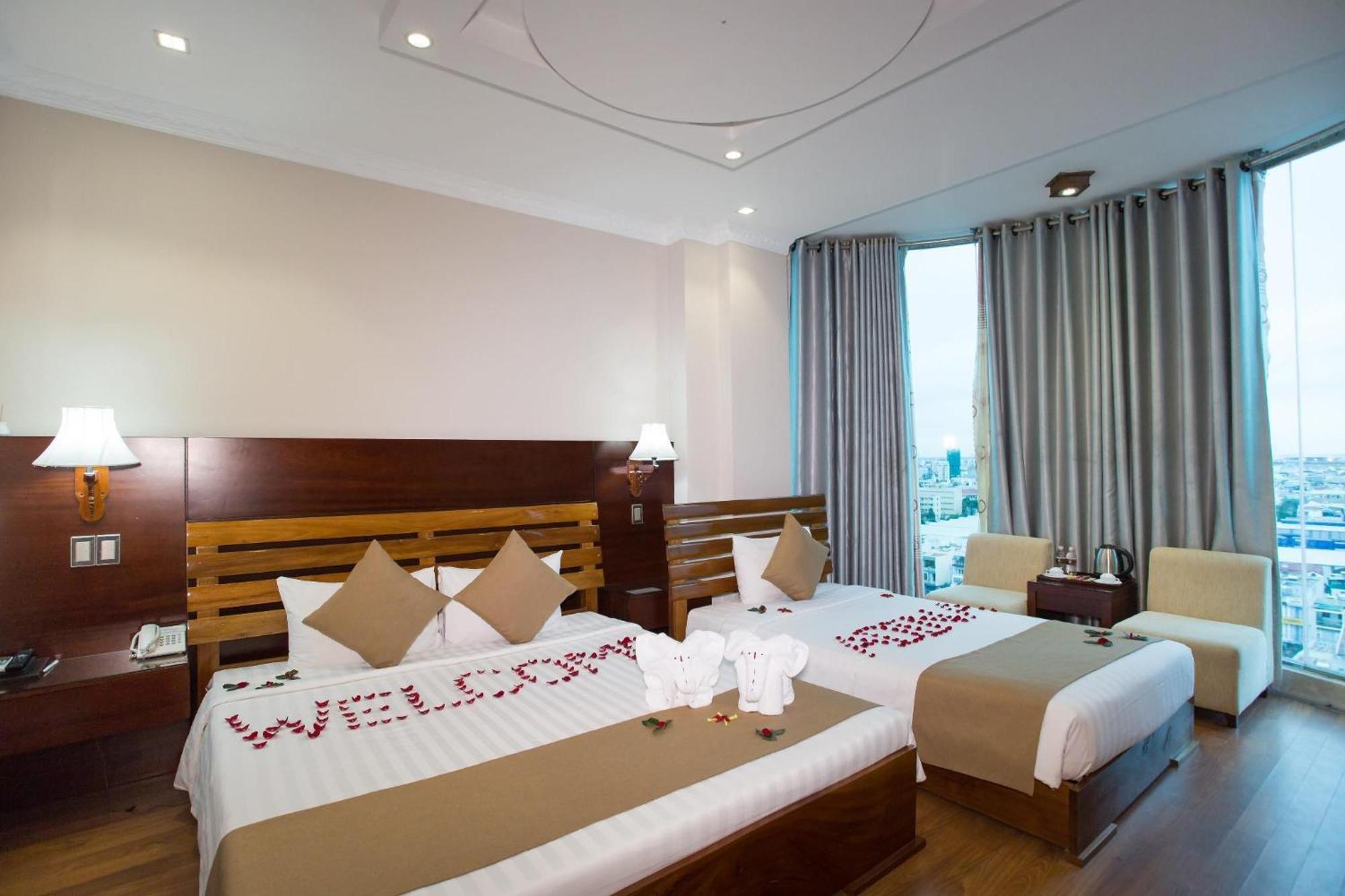 Adina 3 Star Hotel Дананг Екстер'єр фото
